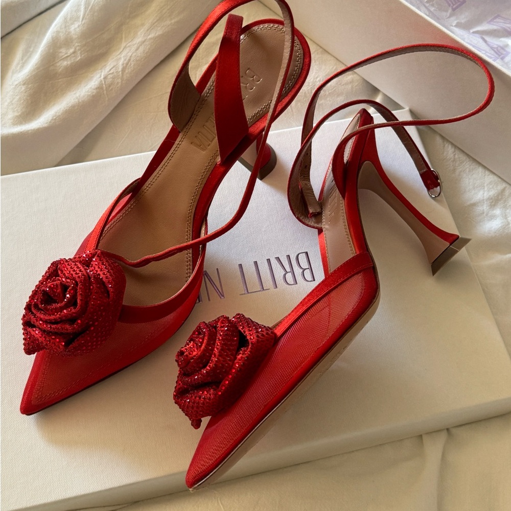 Britt Netta Heels